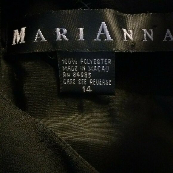 Sleek Edgy Chic Black Dress Vintage Size 14 Minimalist Dark Academia Elegant Fem - Picture 9 of 9